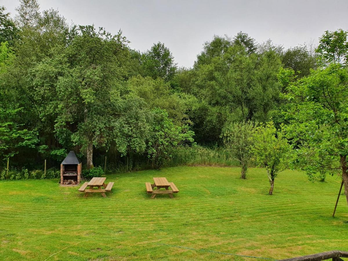 Onís Alojamiento Con Jardin Y Barbacoa מראה חיצוני תמונה